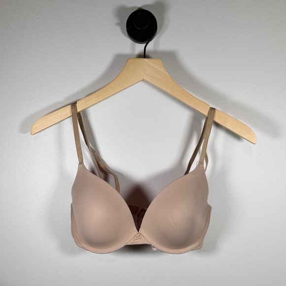 PINK Victoria's Secret Other - PINK Victoria’s Secret Nude Women's Bra 32D